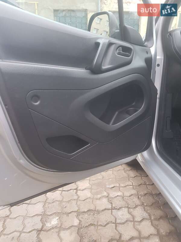 Минивэн Peugeot Partner 2013 в Виноградове