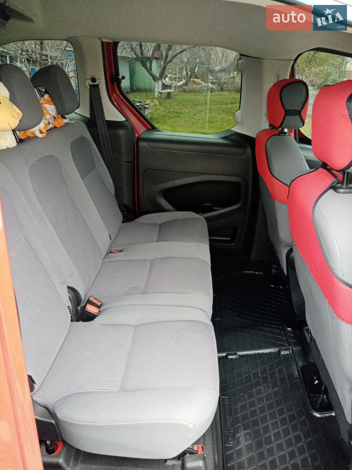 2012 Peugeot Partner - мініатюра 2