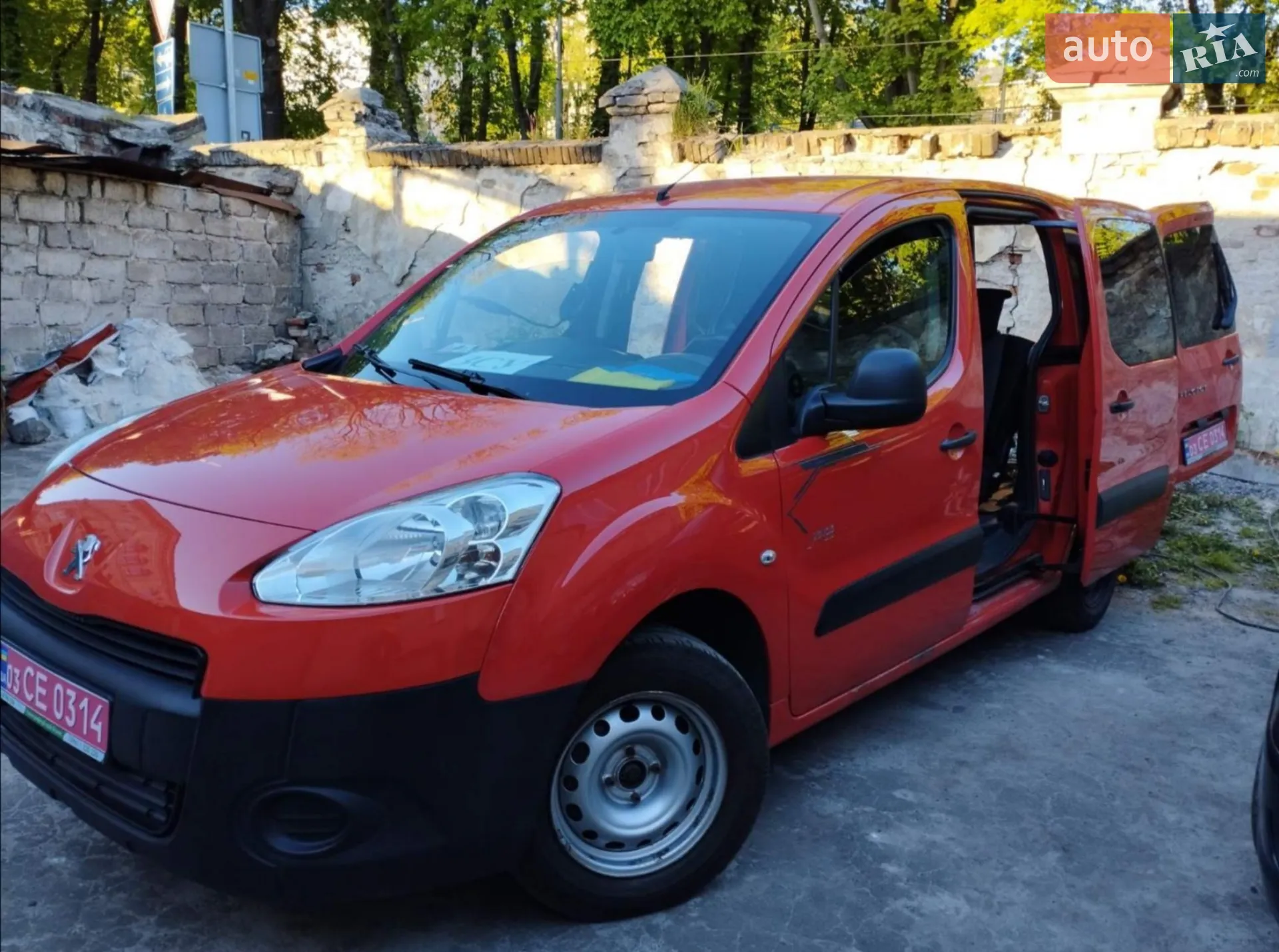 2013 Peugeot Partner - мініатюра 2