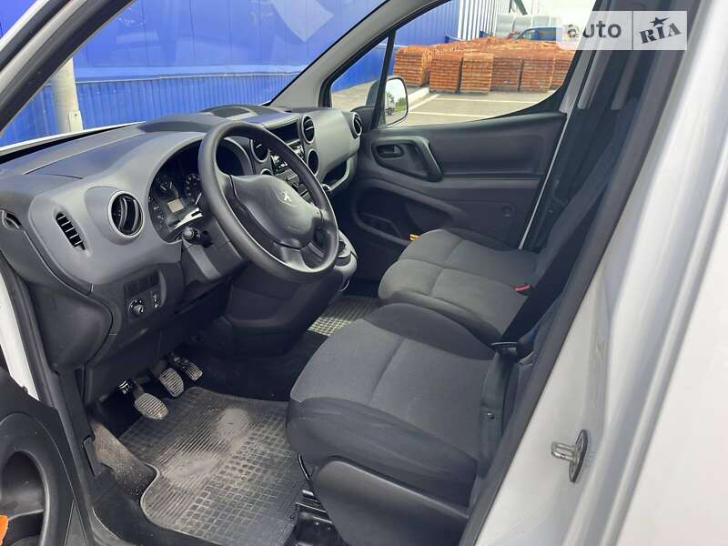 Грузовой фургон Peugeot Partner 2018 в Ровно