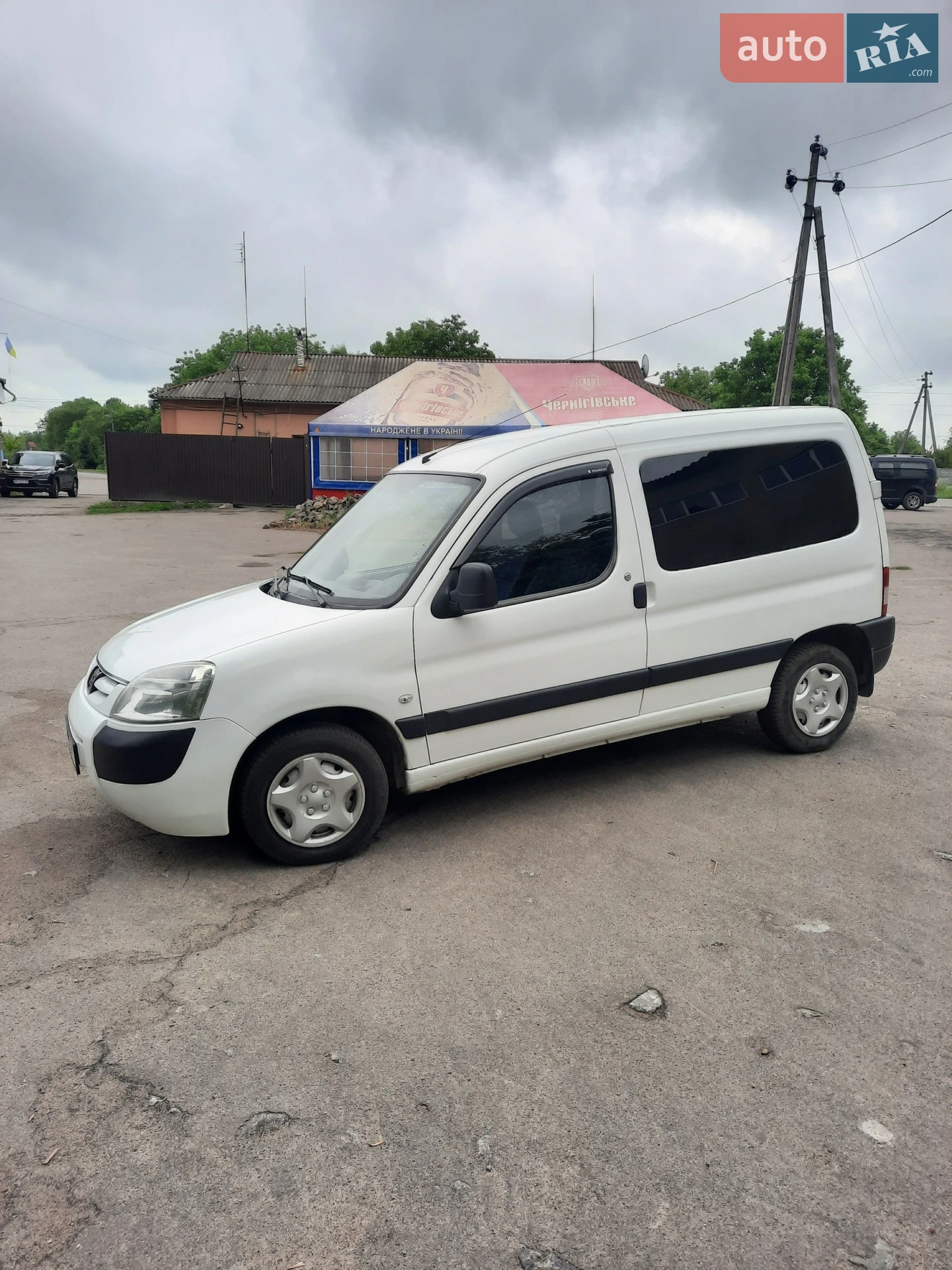 2011 Peugeot Partner - мініатюра 3