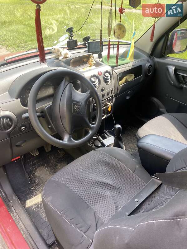 Мінівен Peugeot Partner 2006 в Рахові