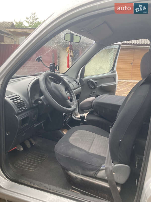 Минивэн Peugeot Partner 1997 в Бродах