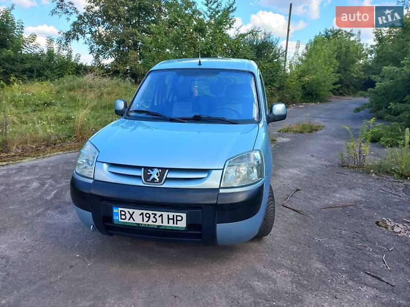 Минивэн Peugeot Partner 2004 в Староконстантинове