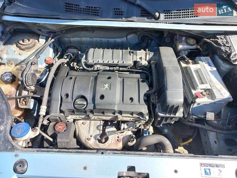 Минивэн Peugeot Partner 2004 в Староконстантинове