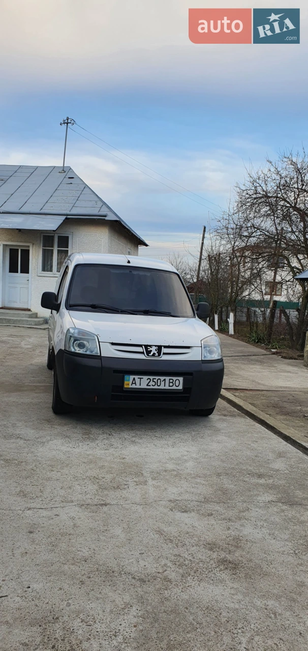 2010 Peugeot Partner - мініатюра 58