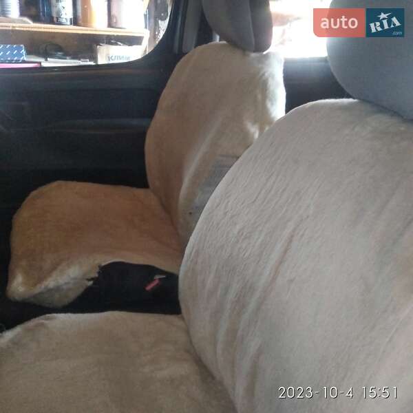 Мінівен Peugeot Partner 2012 в Івано-Франківську