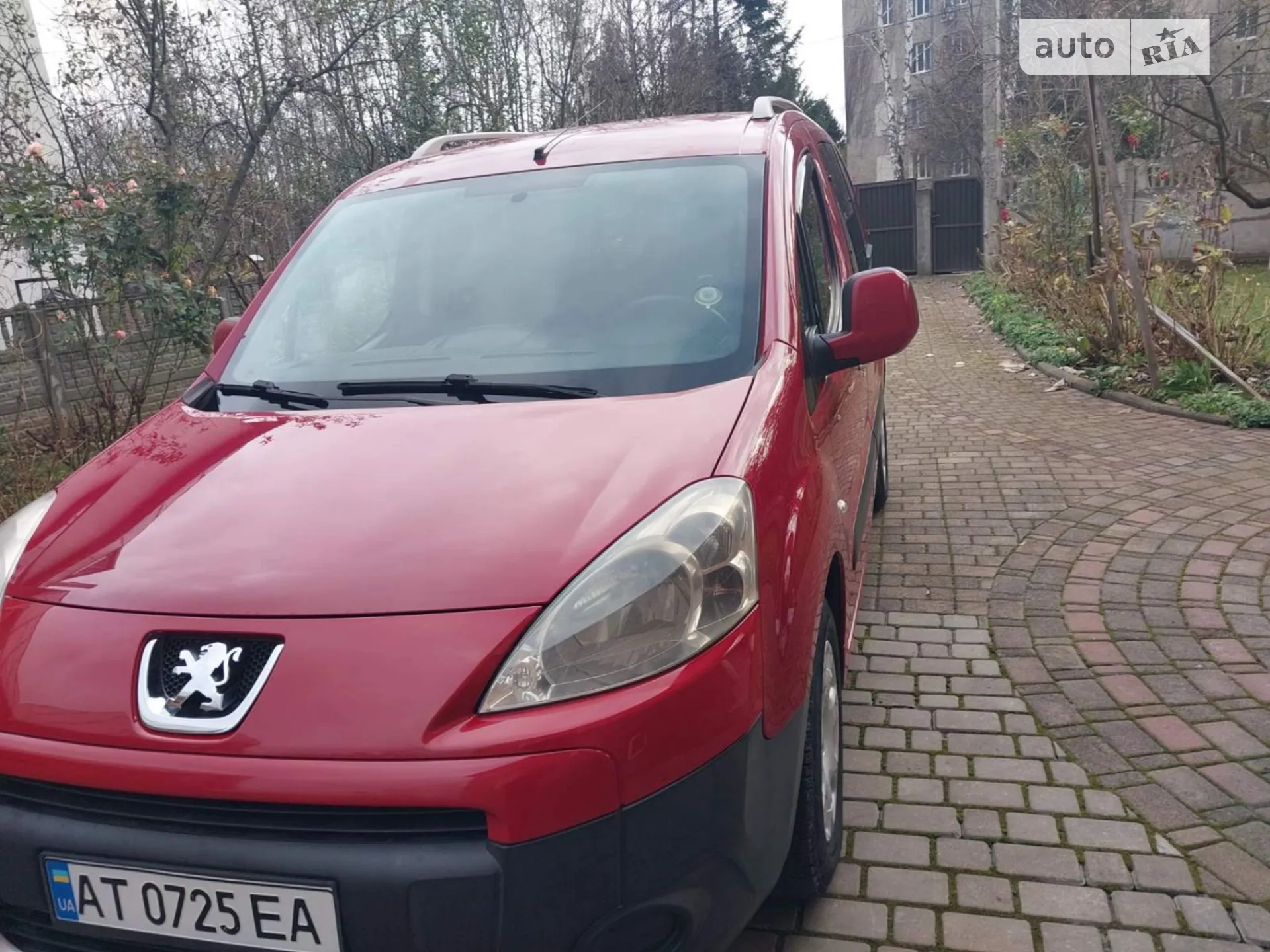 2010 Peugeot Partner - мініатюра 3