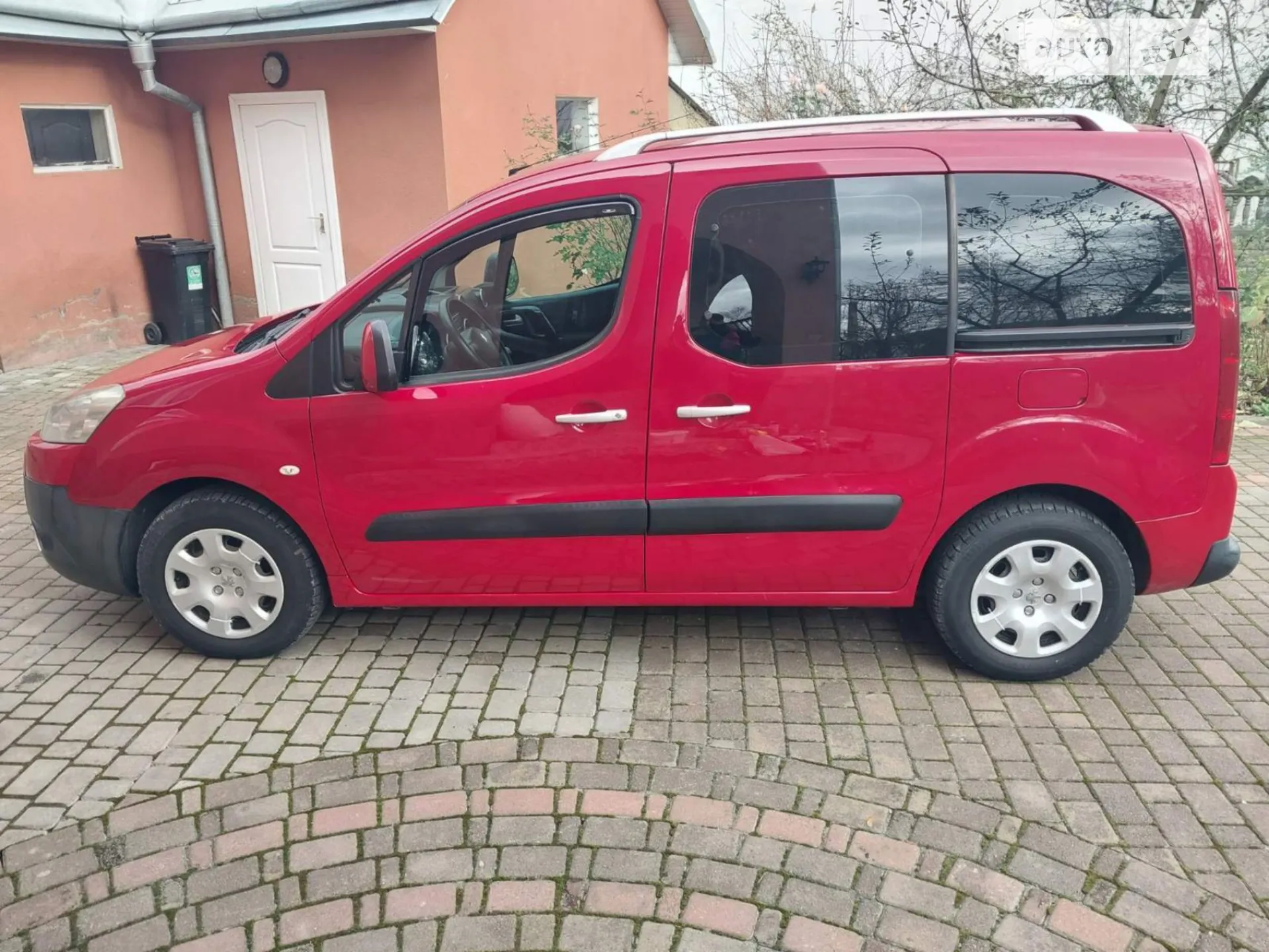 2010 Peugeot Partner - мініатюра 9