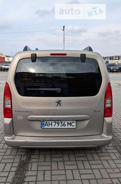 Минивэн Peugeot Partner 2011 в Каменец-Подольском