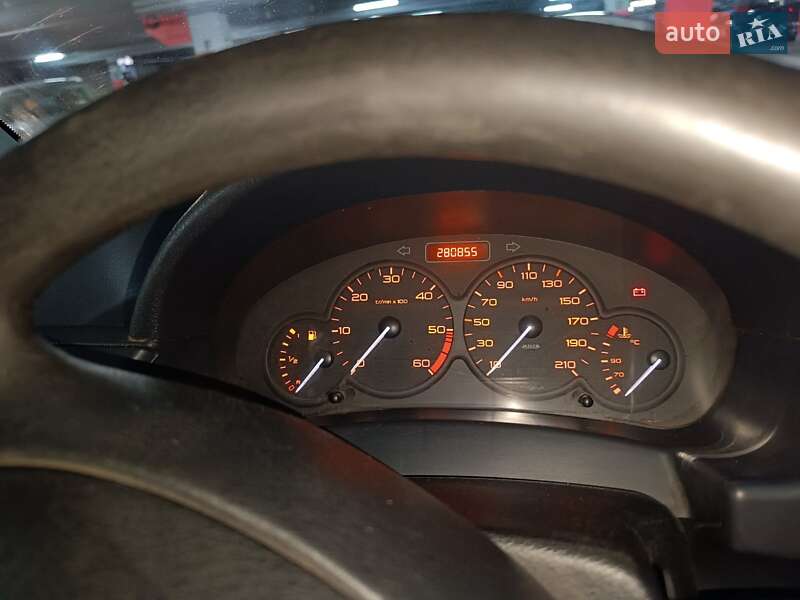 Мінівен Peugeot Partner 2003 в Львові