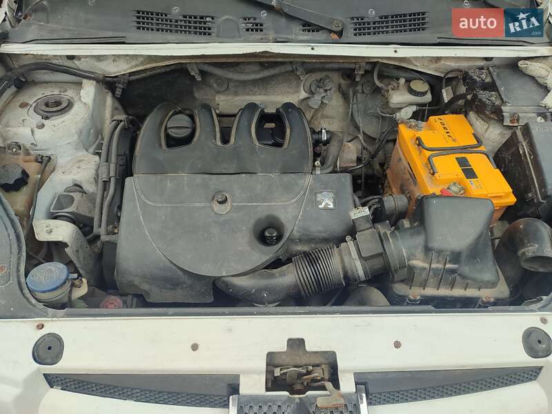 Минивэн Peugeot Partner 2004 в Тернополе