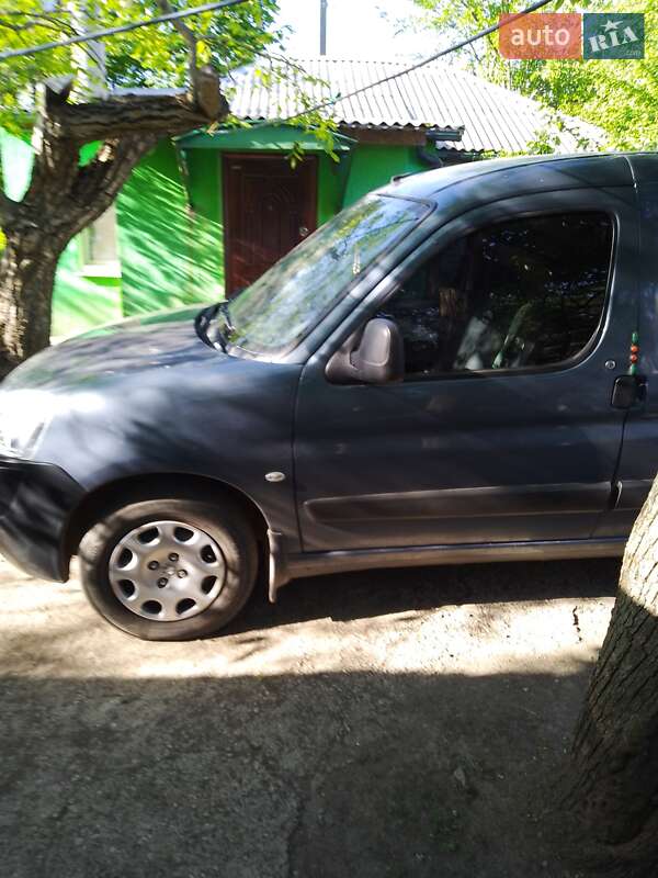 Мінівен Peugeot Partner 2011 в Новомосковську