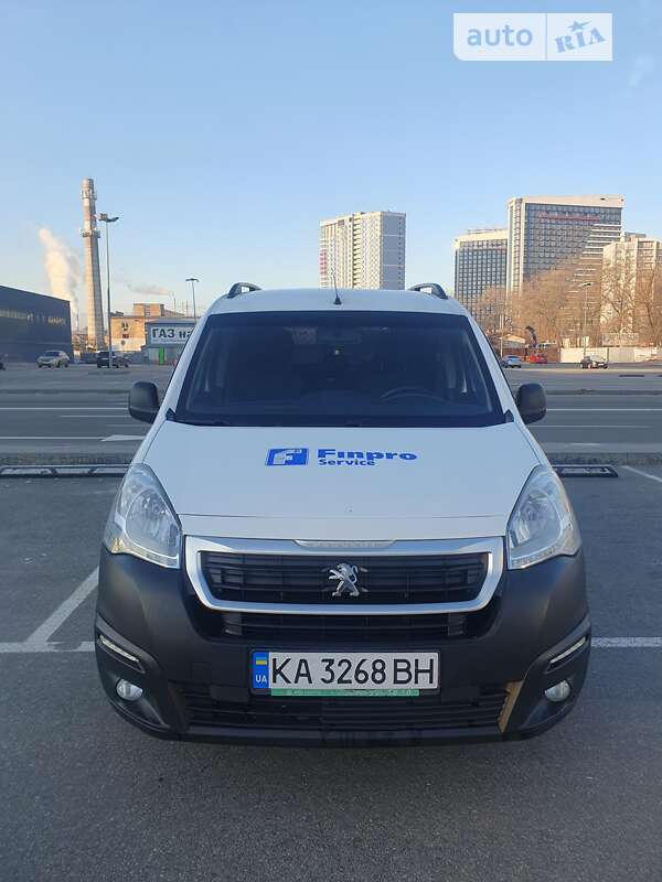 Минивэн Peugeot Partner 2017 в Киеве