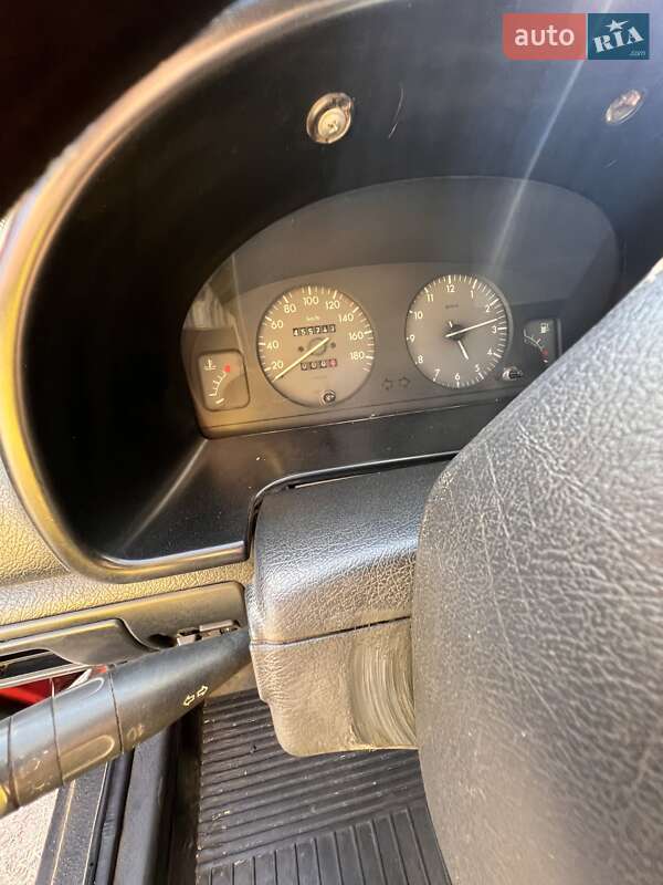 Минивэн Peugeot Partner 1998 в Покровске