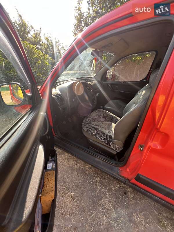 Минивэн Peugeot Partner 1998 в Покровске