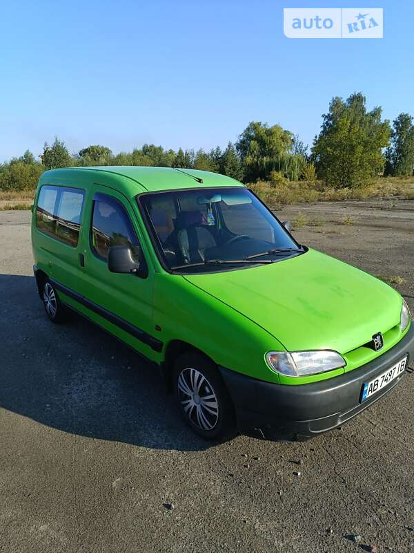 Минивэн Peugeot Partner 1999 в Бородянке