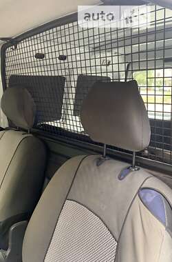 Грузовой фургон Peugeot Partner 2006 в 