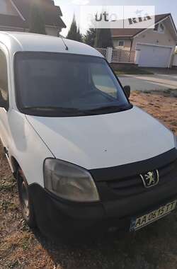 Вантажний фургон Peugeot Partner 2010 в 