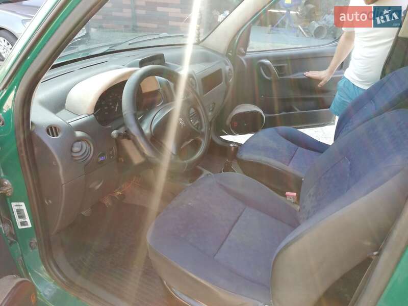 Минивэн Peugeot Partner 2006 в Миргороде