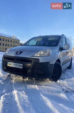 Мінівен Peugeot Partner 2010 в Житомирі