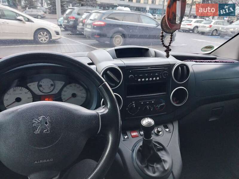 Минивэн Peugeot Partner 2009 в Луцке