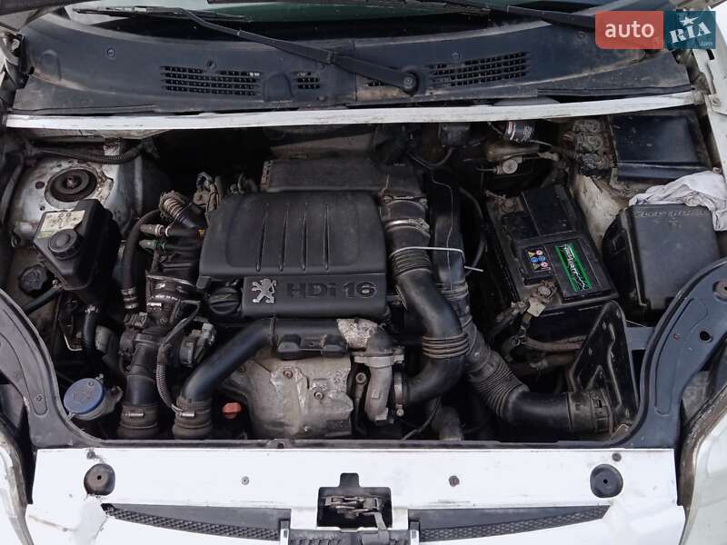 Минивэн Peugeot Partner 2006 в Полонном