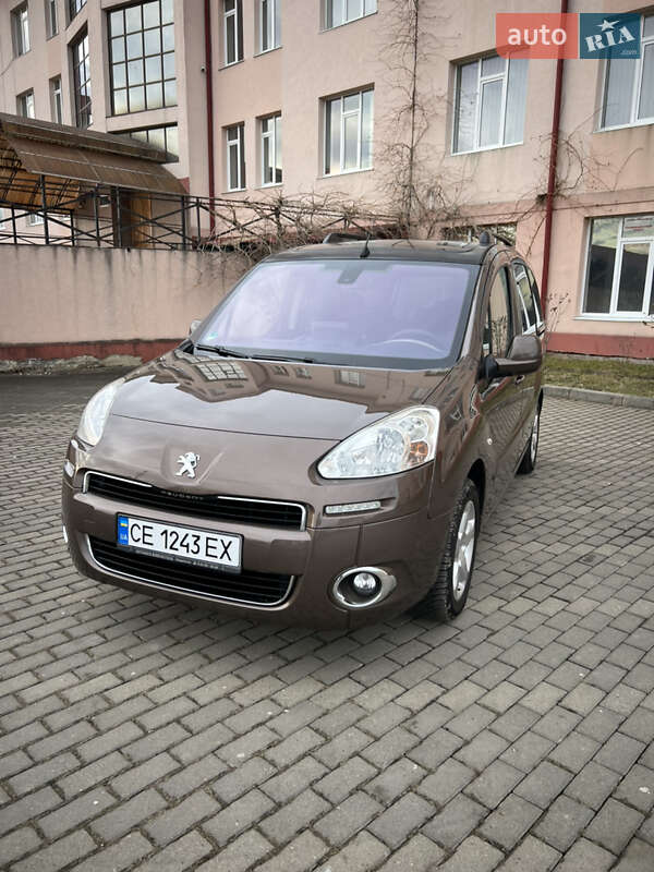 Мінівен Peugeot Partner 2012 в Чернівцях