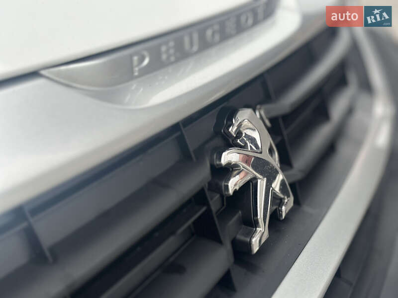 Минивэн Peugeot Partner 2017 в Киеве