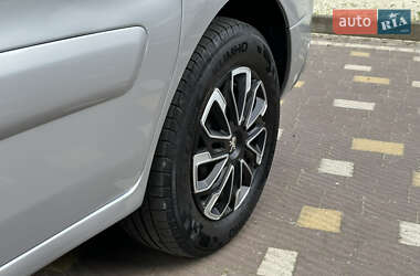 Мінівен Peugeot Partner 2013 в 