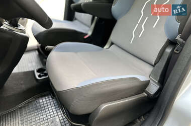 Мінівен Peugeot Partner 2013 в 