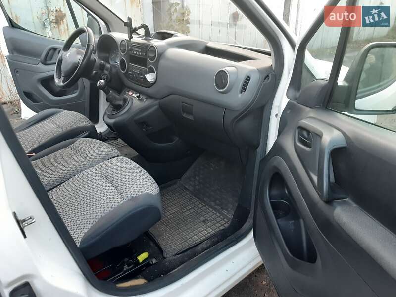 Мінівен Peugeot Partner 2009 в Києві