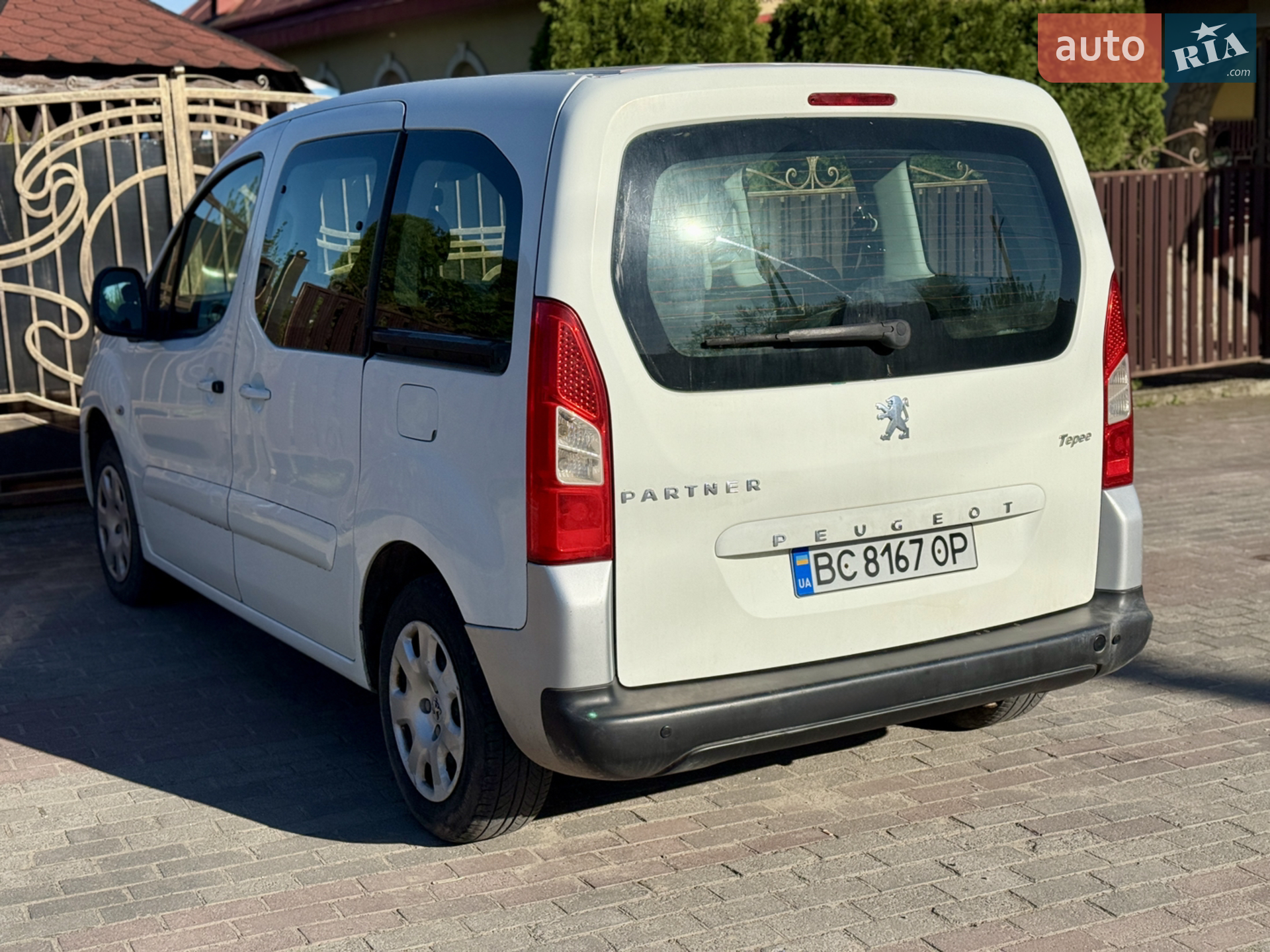 2011 Peugeot Partner - мініатюра 8