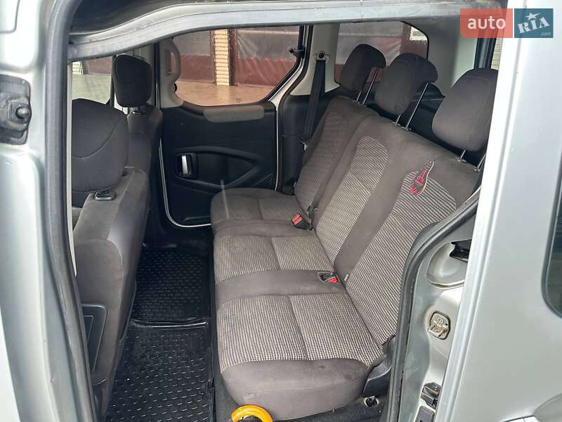 Мінівен Peugeot Partner 2008 в Львові