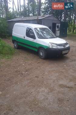 Грузовой фургон Peugeot Partner 2003 в 
