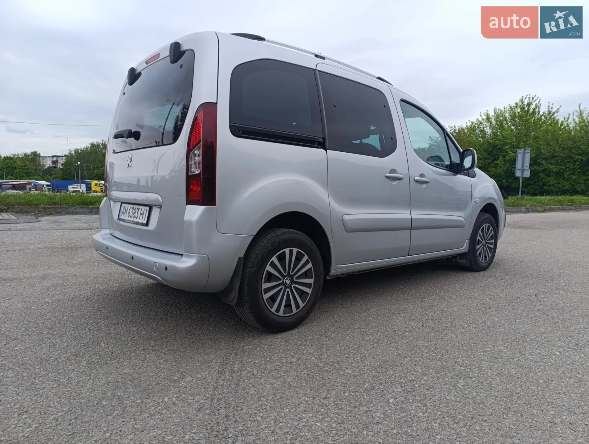 2017 Peugeot Partner - мініатюра 10