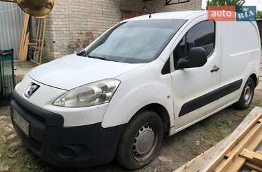 Грузовой фургон Peugeot Partner 2012 в 