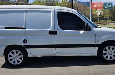 Вантажний фургон Peugeot Partner 2012 в 