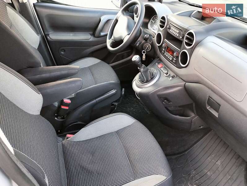 Мінівен Peugeot Partner 2015 в Одесі