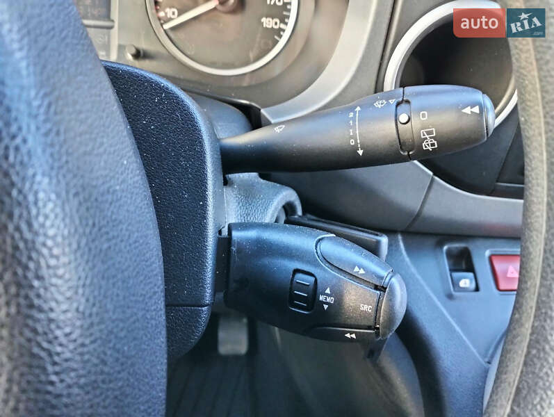 Мінівен Peugeot Partner 2015 в Одесі