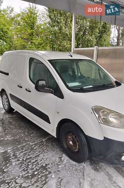 Вантажний фургон Peugeot Partner 2011 в Коцюбинському