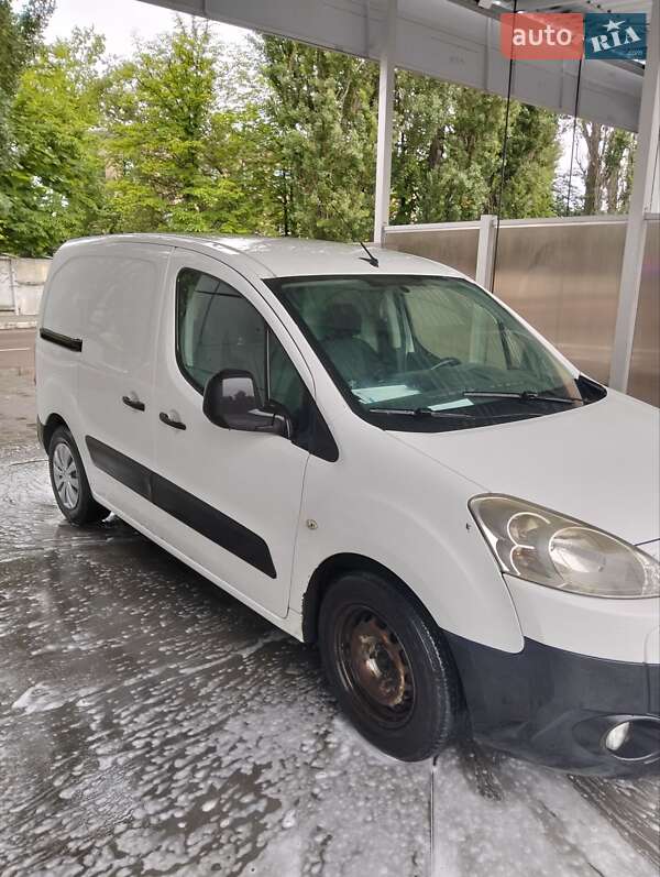 Peugeot Partner 2011