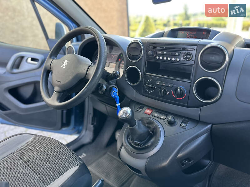 Минивэн Peugeot Partner 2011 в Дрогобыче