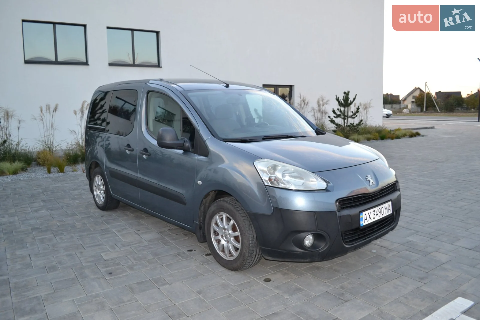 2012 Peugeot Partner - мініатюра 8
