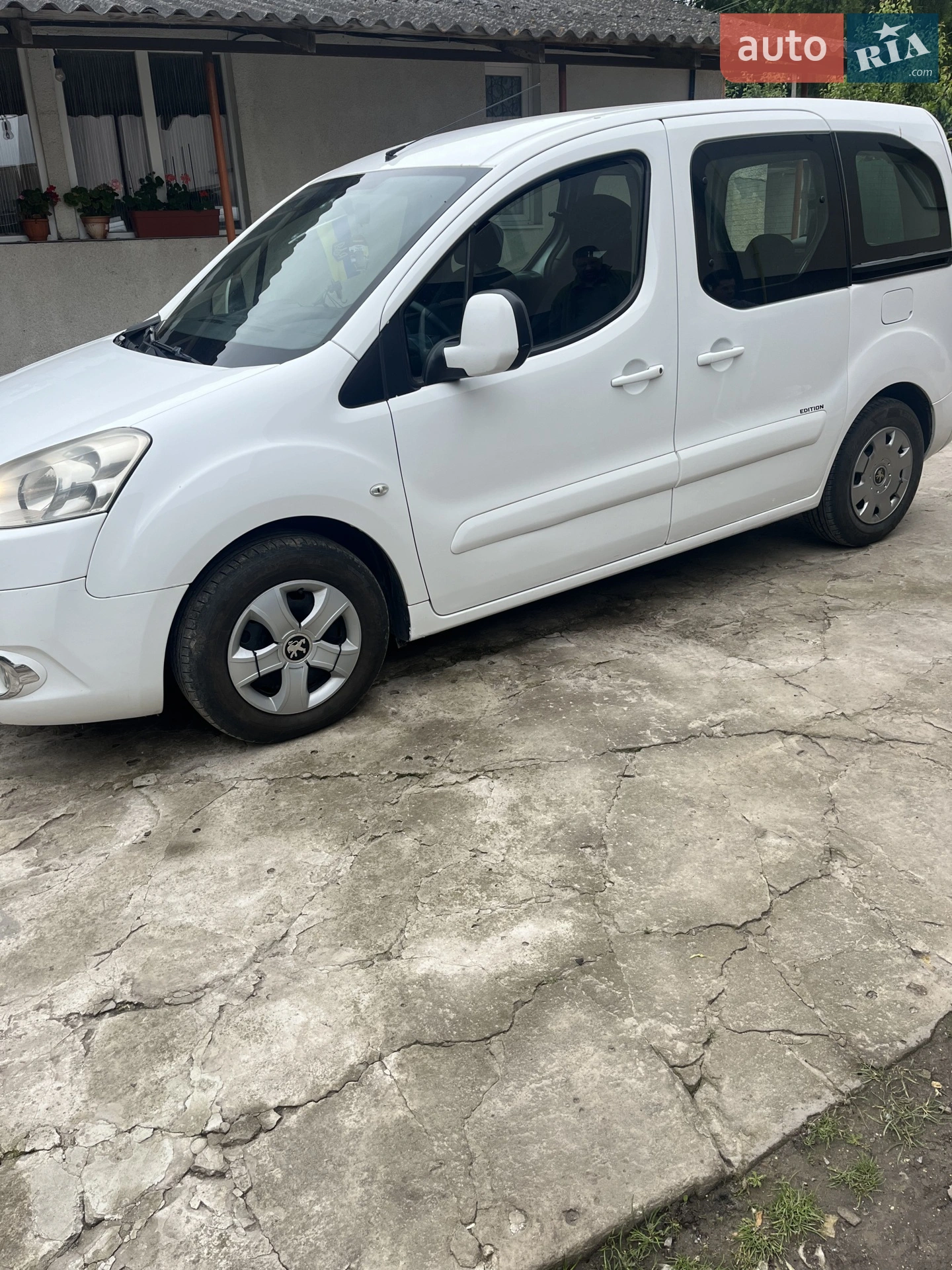 2012 Peugeot Partner - мініатюра 3