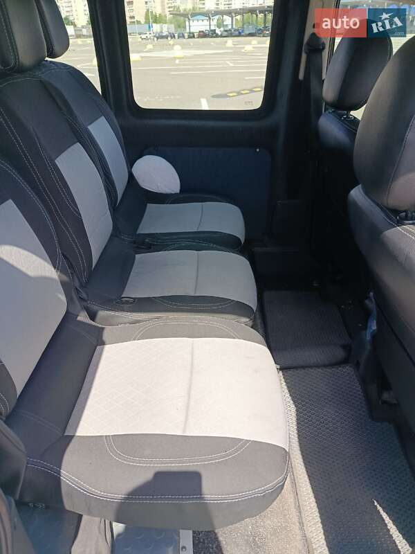 Минивэн Peugeot Partner 2004 в Киеве фото 9 Минивэн Peugeot Partner 2004 в Киеве