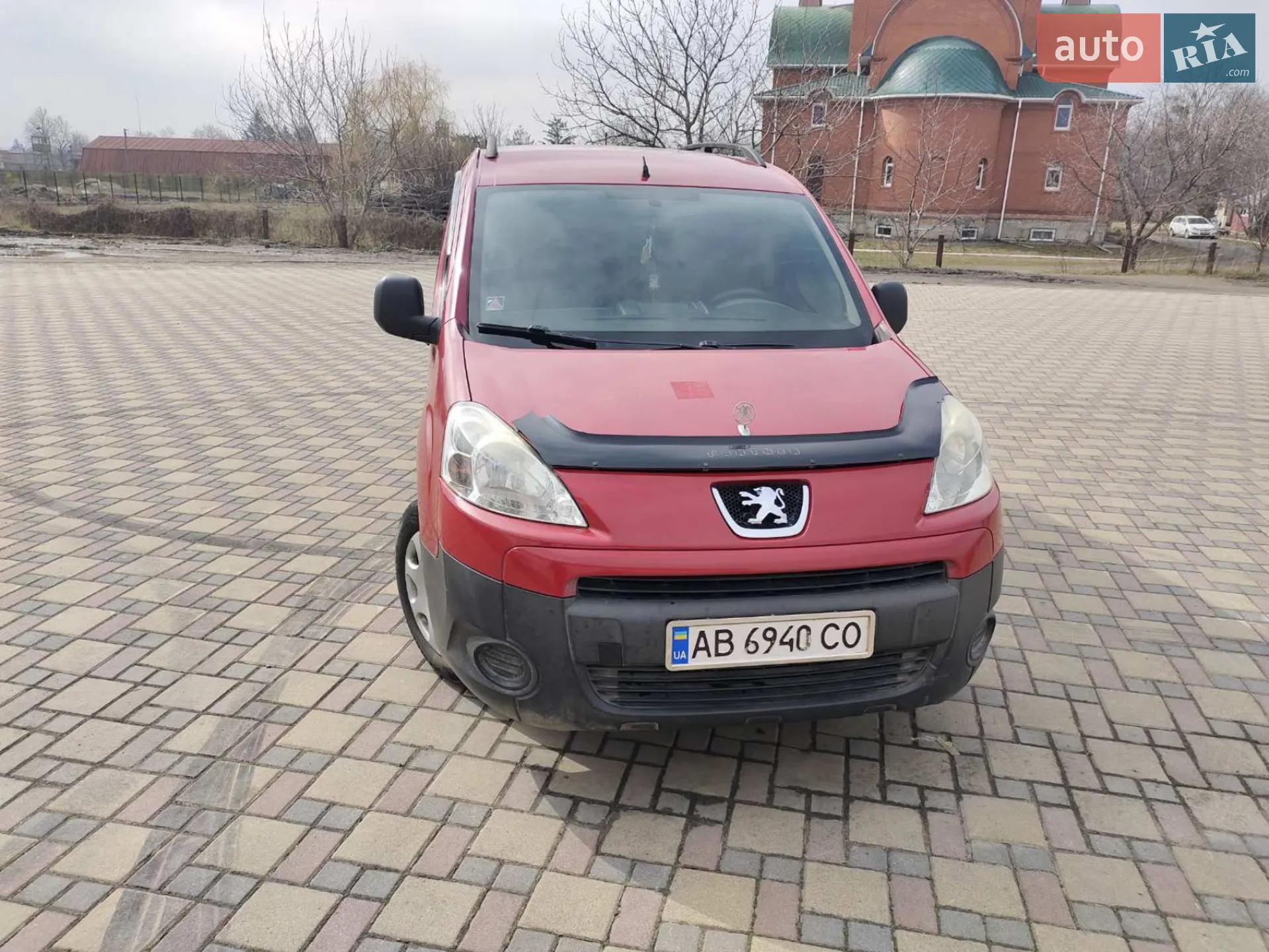 2010 Peugeot Partner - мініатюра 2
