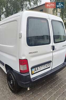 Грузовой фургон Peugeot Partner 2011 в 