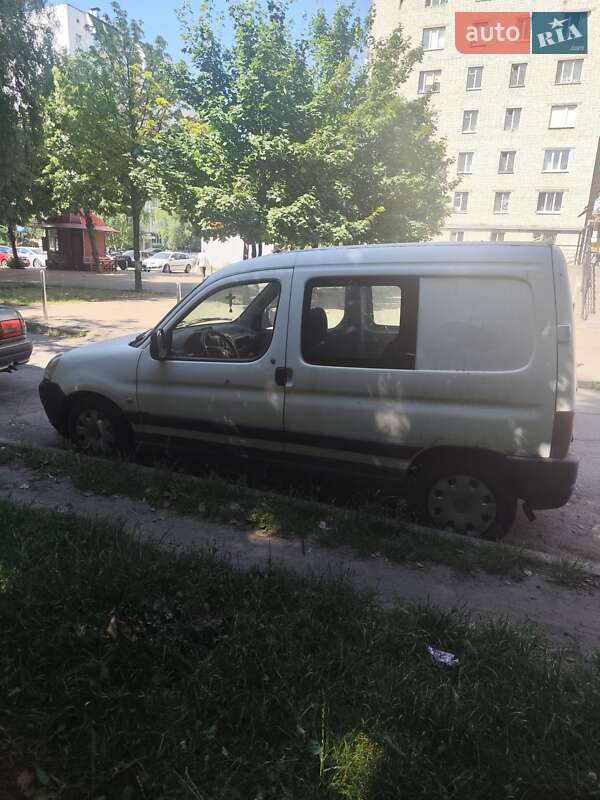 Минивэн Peugeot Partner 2004 в Вишневом