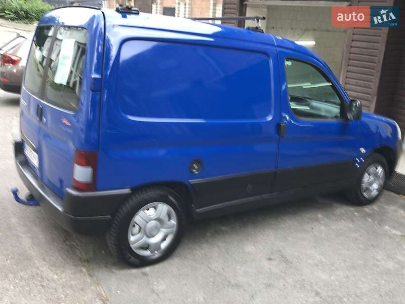 Минивэн Peugeot Partner 2005 в Киеве